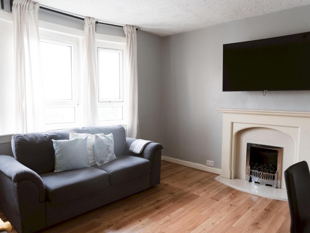 Pass The Keys Cozy Two Bed Flat Near Glasgow Airport & ペイズリー エクステリア 写真