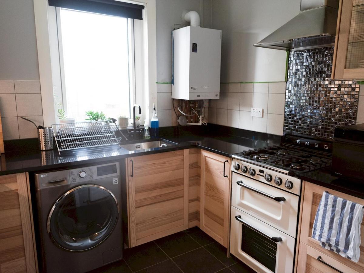 Pass The Keys Cozy Two Bed Flat Near Glasgow Airport & ペイズリー エクステリア 写真