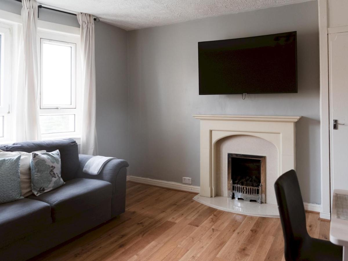 Pass The Keys Cozy Two Bed Flat Near Glasgow Airport & ペイズリー エクステリア 写真